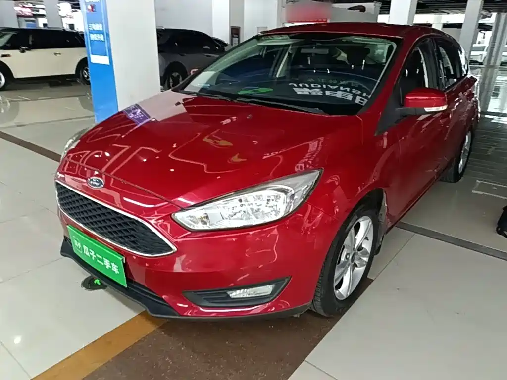 Фото 1 - Ford Focus