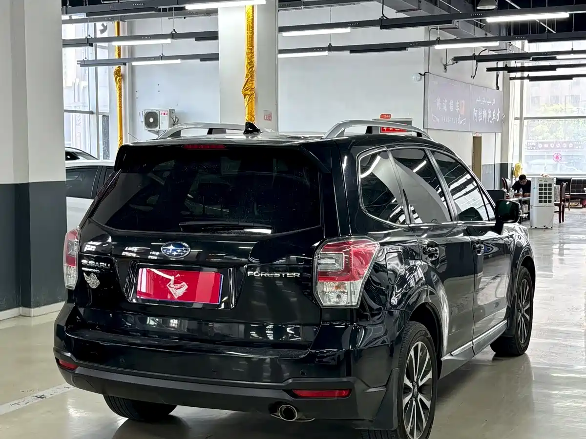 Фото 9 - Subaru Forester