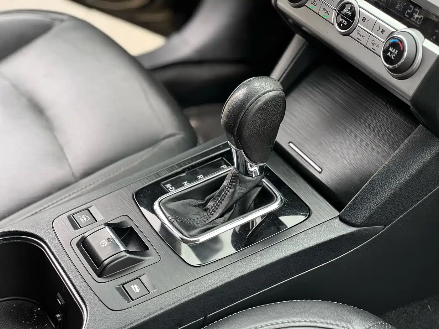 Subaru Outback 2015 2.0DIT Premium Edition фото 6