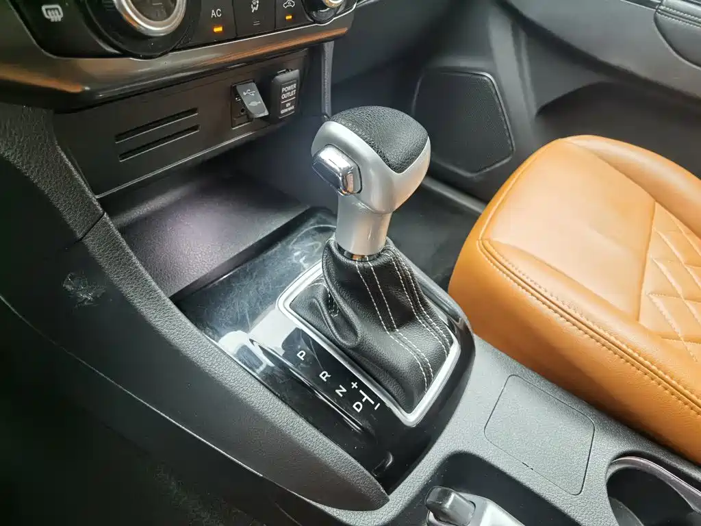 Isuzu mu-X Ranger 2018 2018 1.9T Diesel Auto 2WD Premium Edition 7-seater