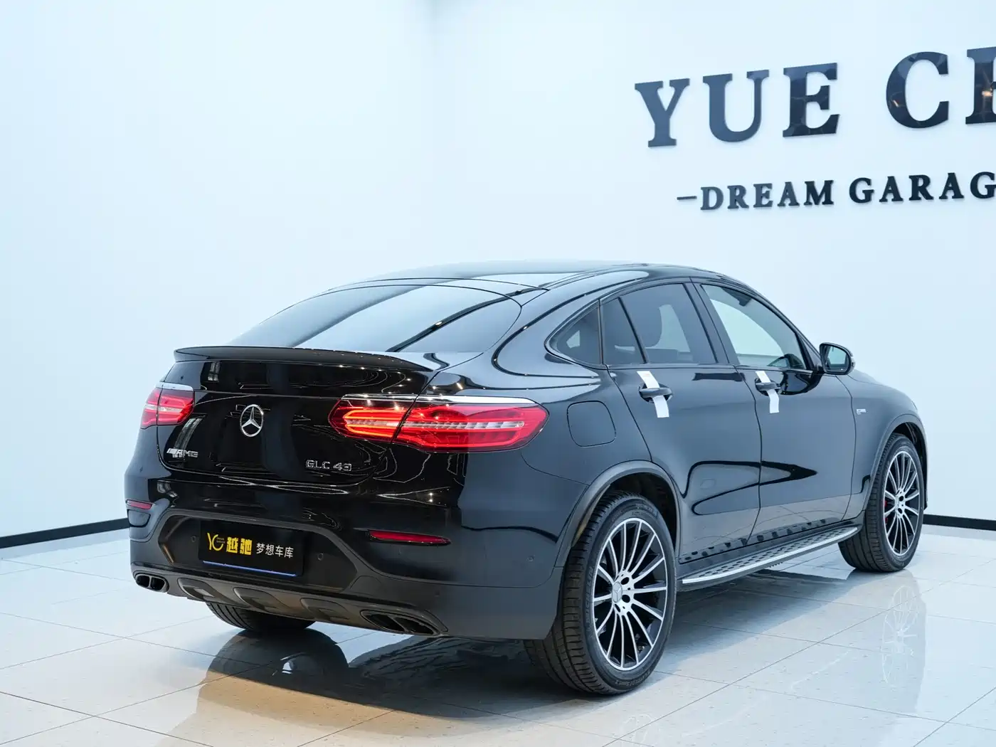 Mercedes-Benz GLC Coupe AMG 2017 AMG GLC 43 4MATIC Coupe SUV фото 5