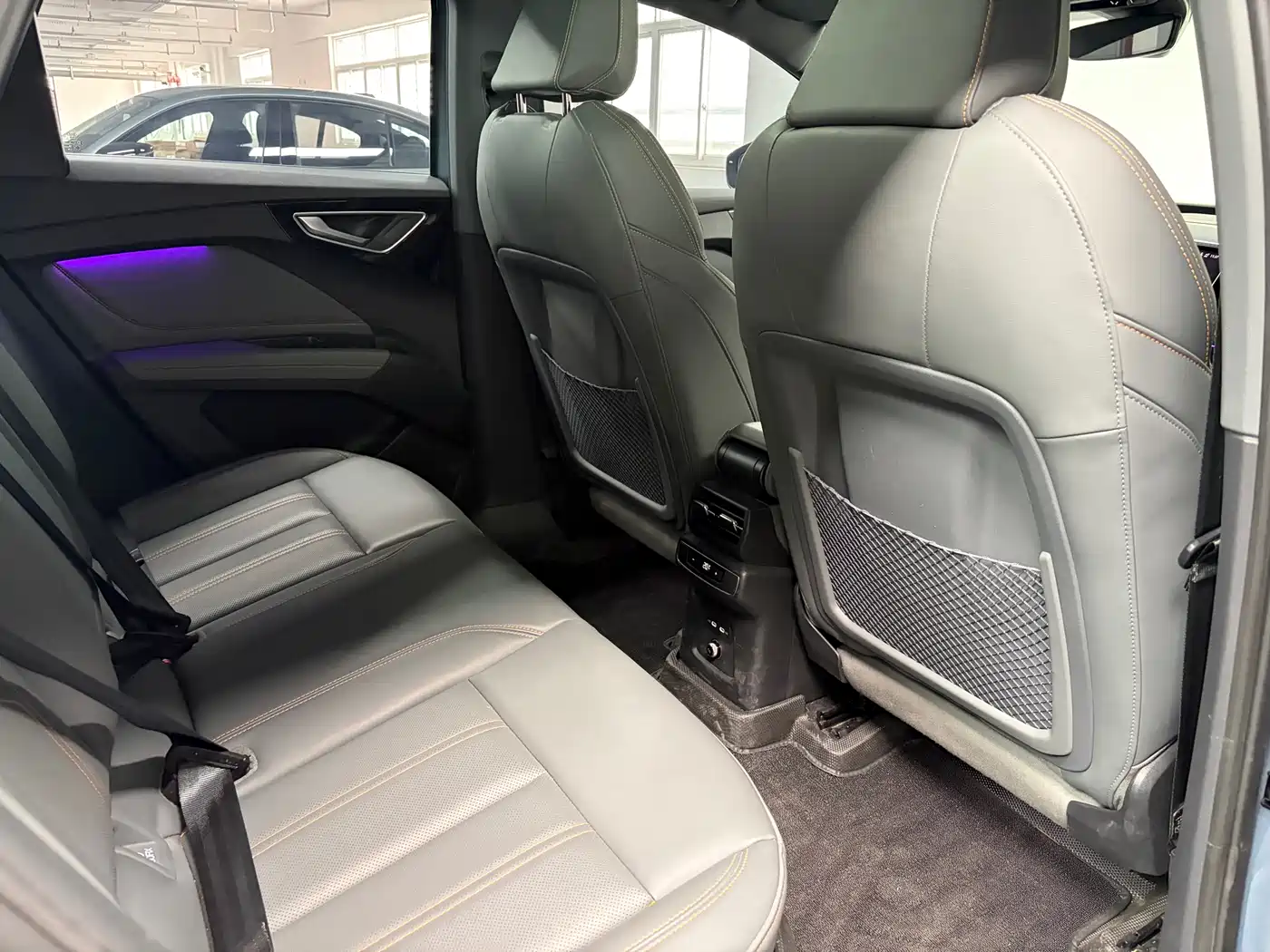 Audi Q4 e-tron 2023 40 e-tron Innovation Edition фото 11
