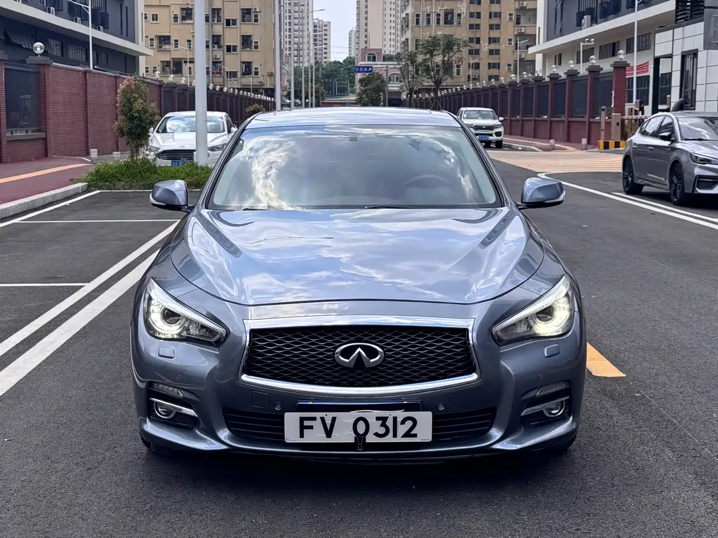 Infiniti Q50 2018 2014 3.7L Comfort Edition