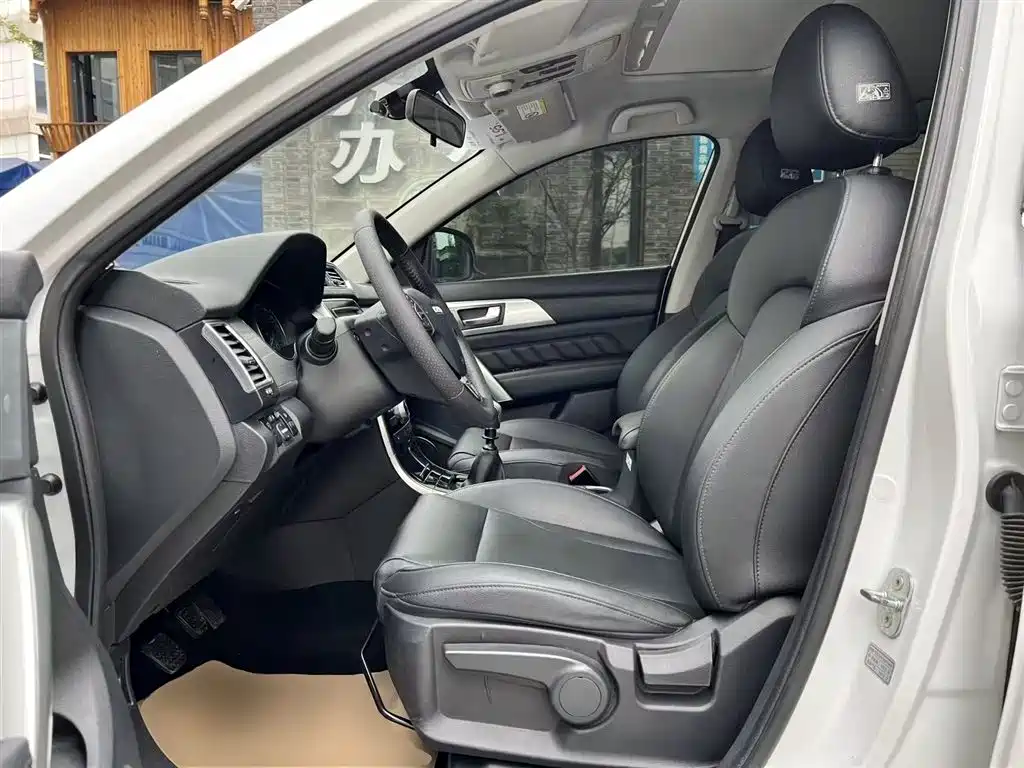 Haval H2 2016 Red Label 1.5T Manual 2WD Luxury фото 15