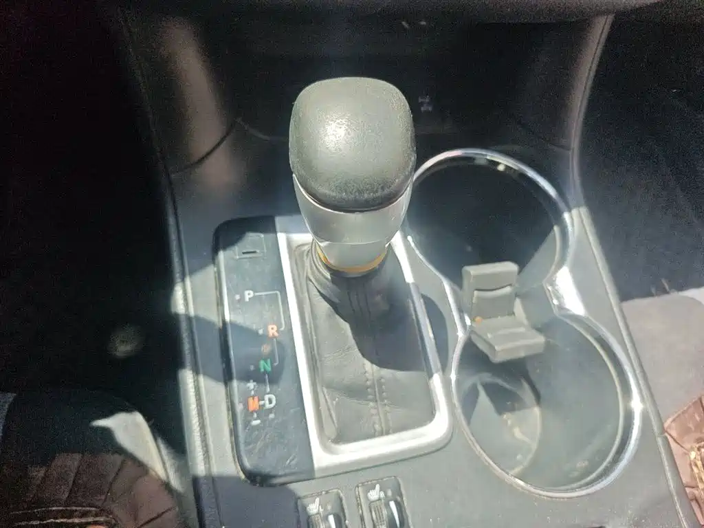 Toyota Highlander 2015 2.0T AWD Luxury Edition 7-seater фото 7