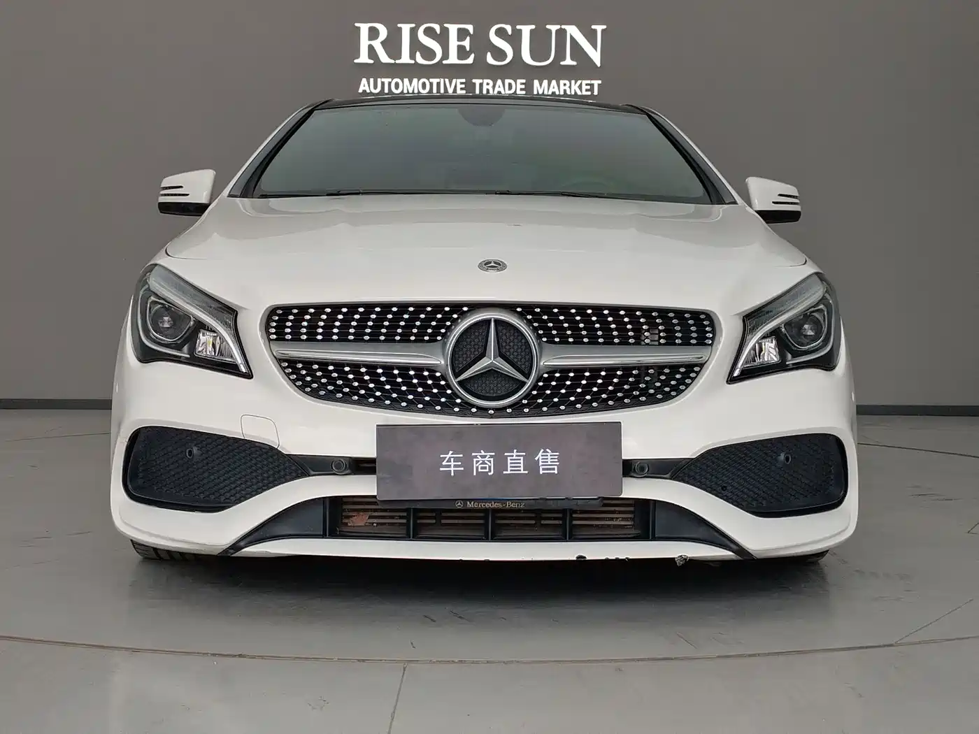 Mercedes-Benz CLA (Import) 2018 CLA 200 Fashion Edition фото 2