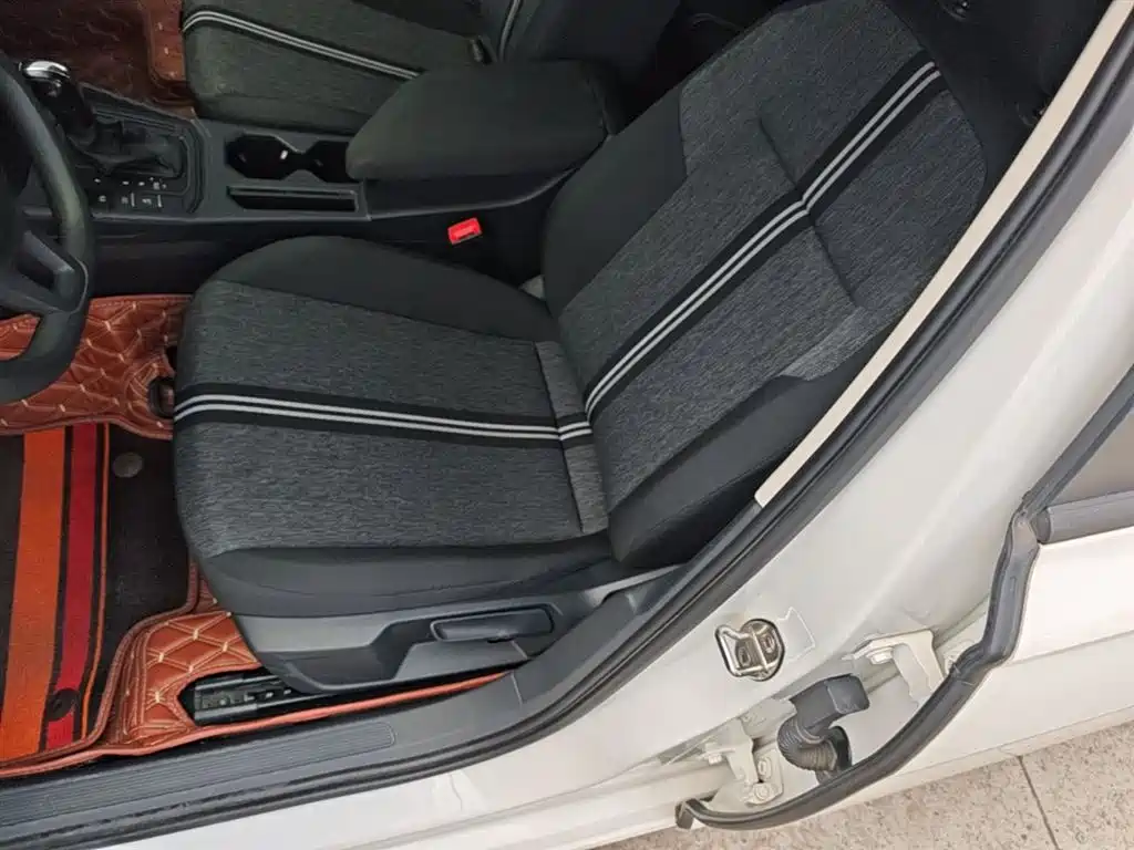 Volkswagen Lavida 2019 1.5L Automatic Trend Edition China VI фото 15