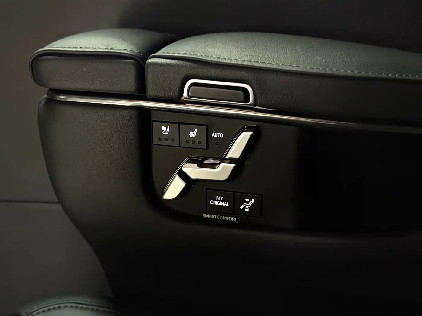 Toyota Alphard 2026 2024 Hybrid 2.5L Prestige Edition
