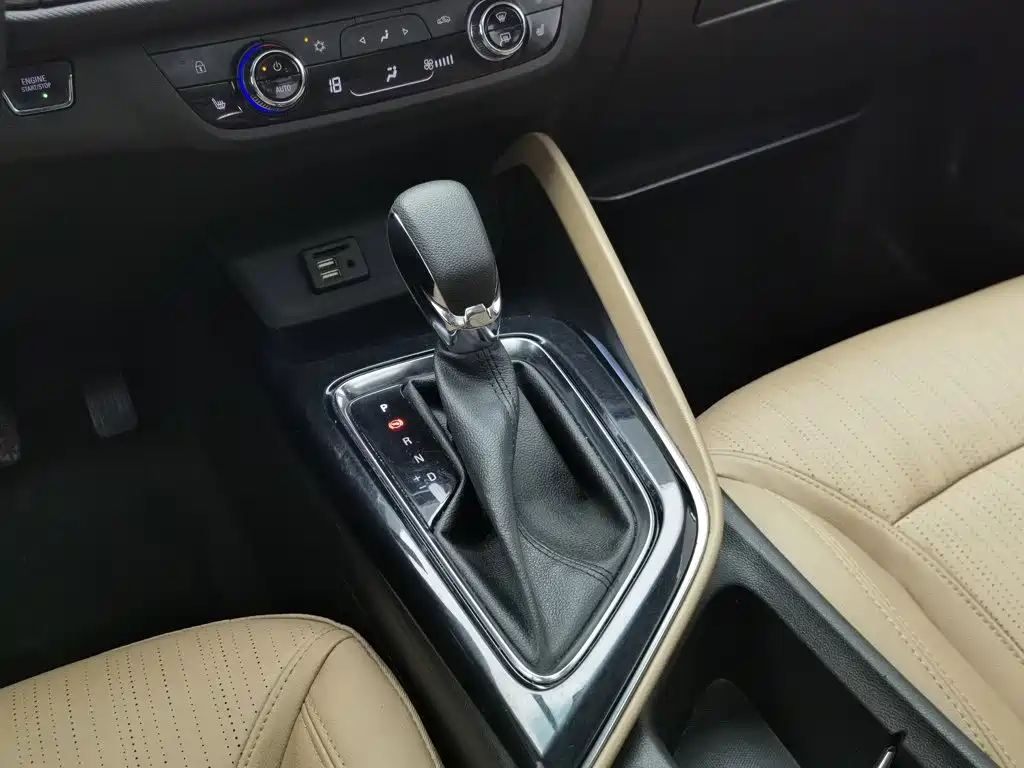 Buick GL6 2023 2021 323T Mild Hybrid Connected Luxury
