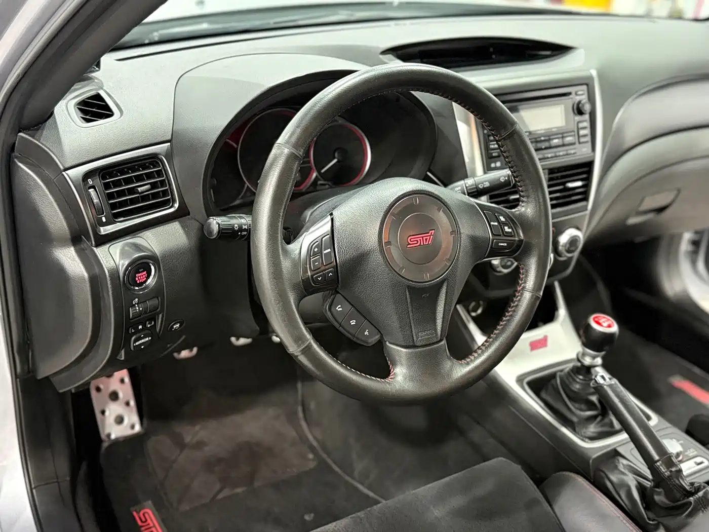 Subaru Impreza 2011 2.5T WRX STi Sedan фото 6