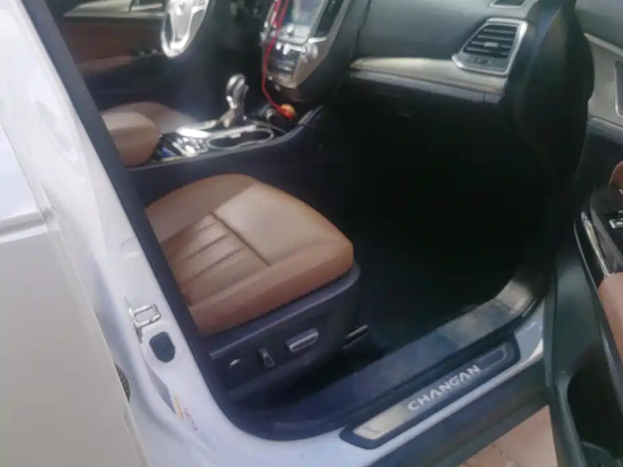 Changan CS95 2018 2017 2.0T FWD Zhitu Edition