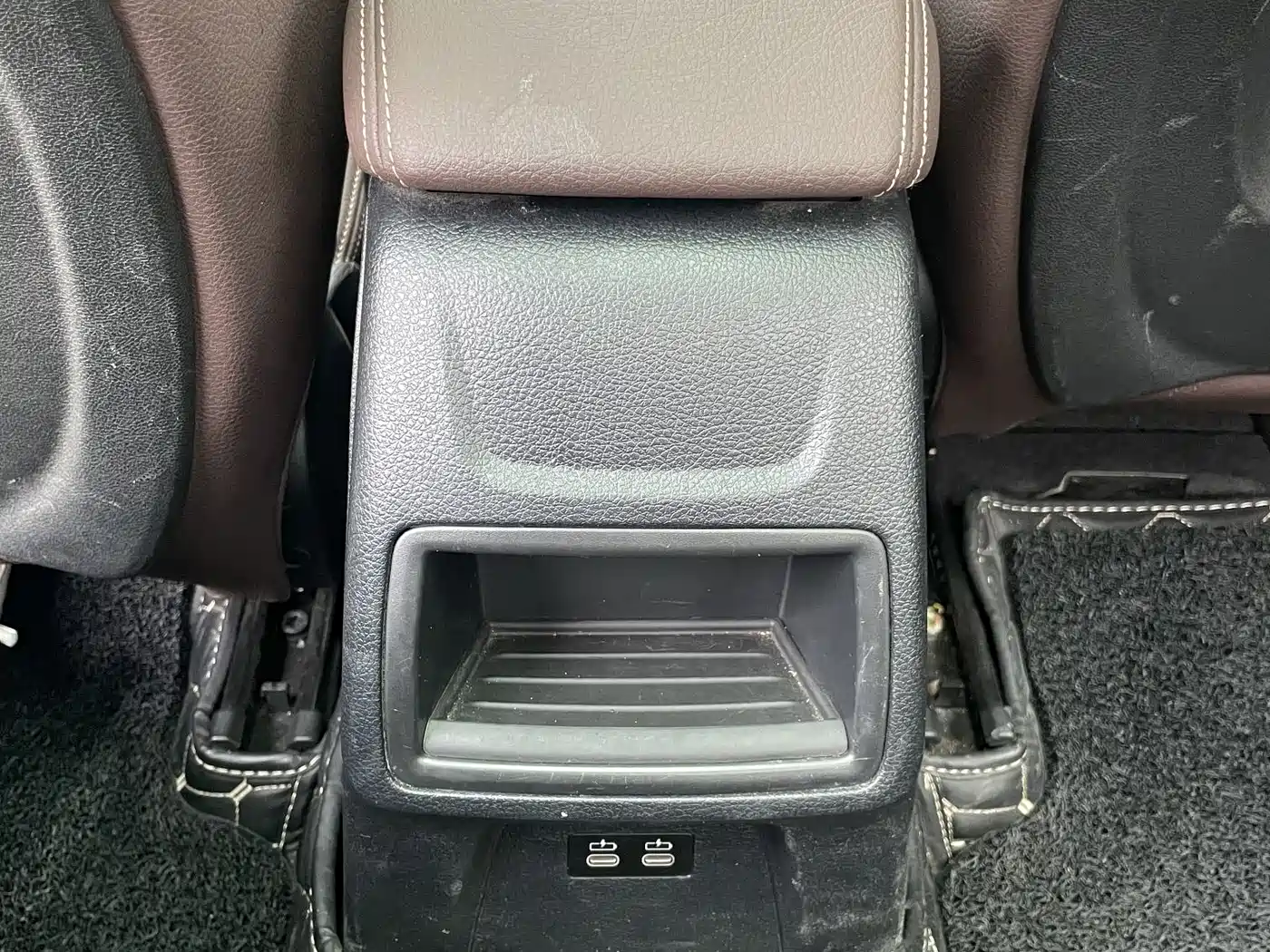 BMW 1 Series 2022 120i M Sport Shadow Edition фото 19