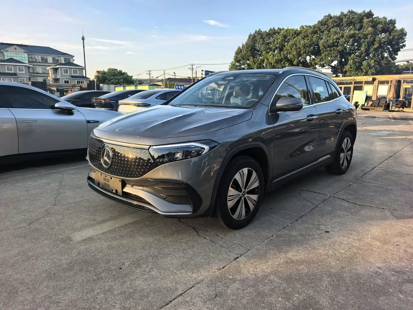 2025 Mercedes-Benz EQA