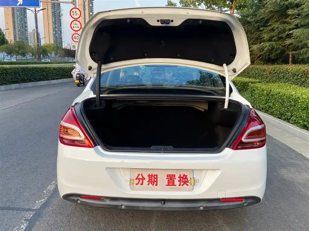 Peugeot 308 2013 2013 Model 1.6L Automatic Trend Style