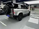 Photo 15 - Land Rover Defender