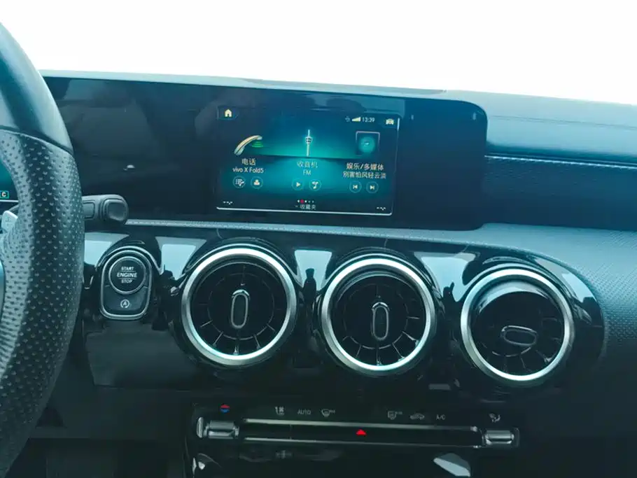Mercedes-Benz A-Class 2019 A 180 L Sport Sedan фото 13