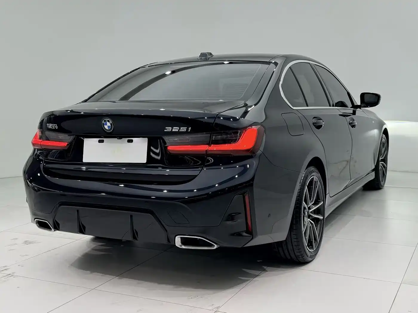 BMW 3 Series 2024 325i M Sport Package фото 7
