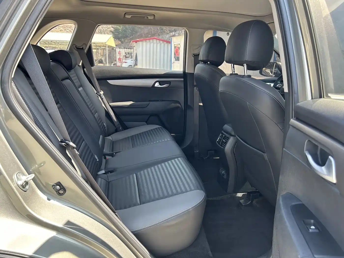 Kia Sportage 2019 2.0L Automatic Smart Luxury Edition фото 5