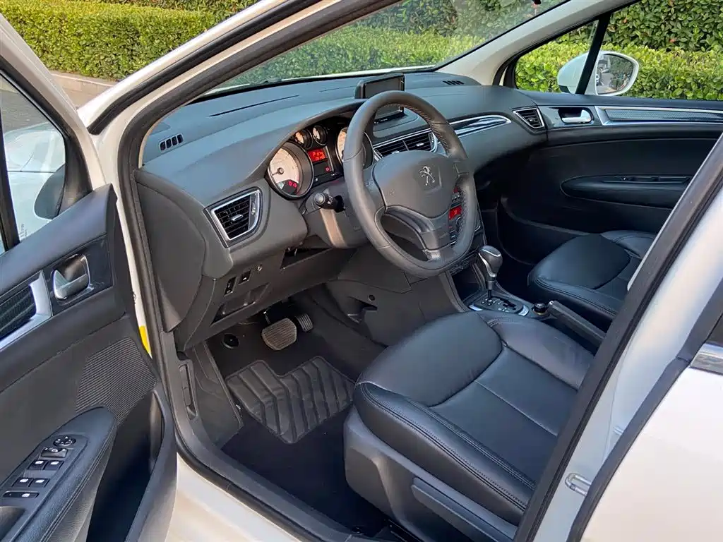 Peugeot 308 2013 2013 Model 1.6L Automatic Trend Style