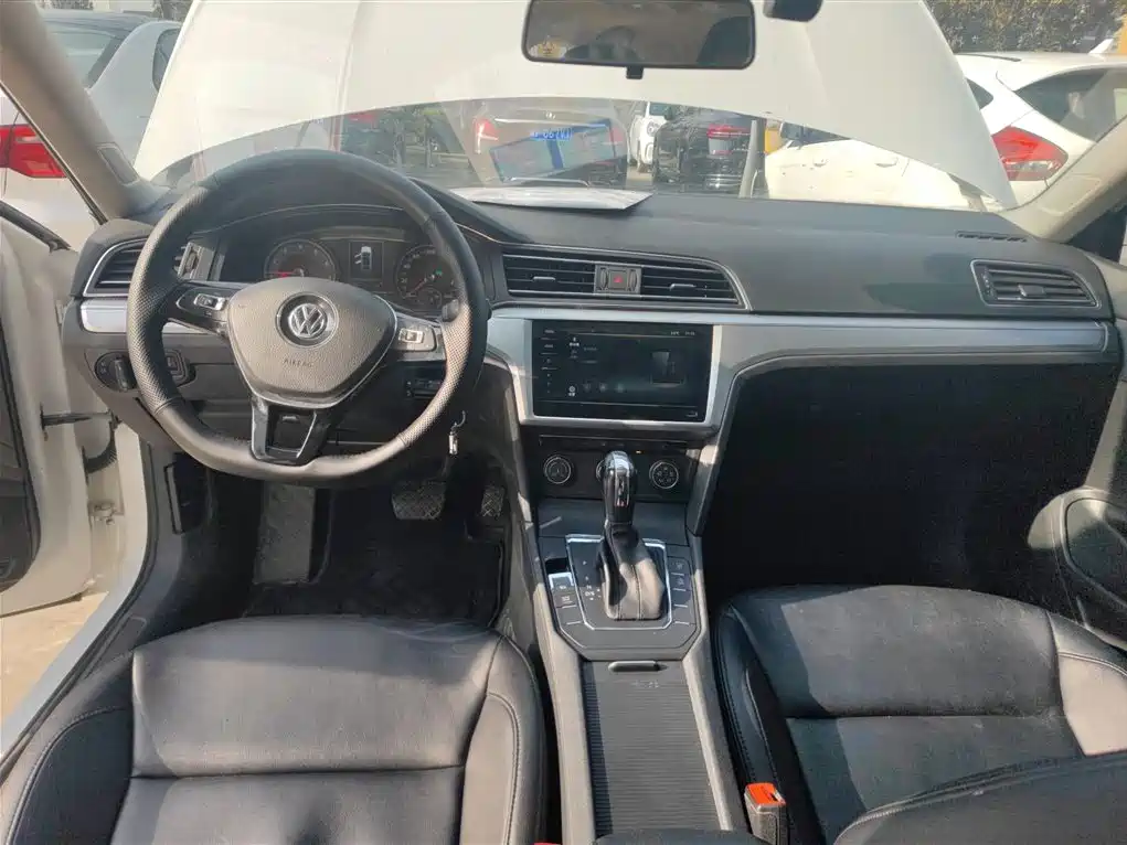 Volkswagen Lamando 2021 230TSI DSG Fashion Edition фото 7