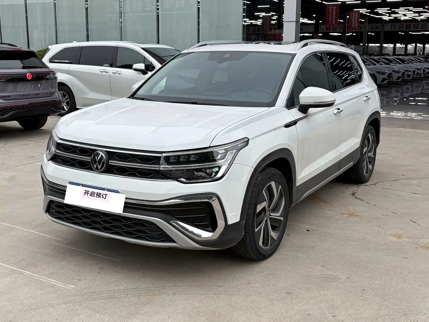 Volkswagen Tharu 2023 300TSI 2WD Full Moon Edition фото 3