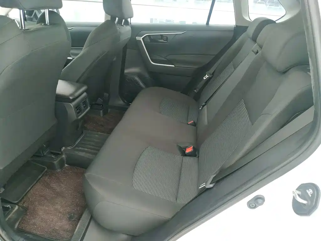 Toyota Wildlander 2024 2024 2.0L CVT FWD Leading Edition