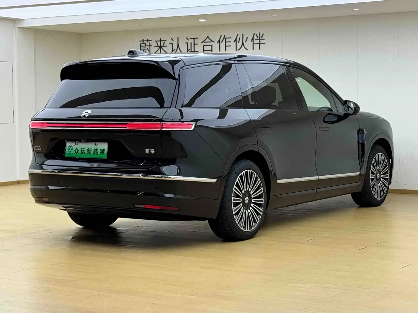 NIO ES8 2026