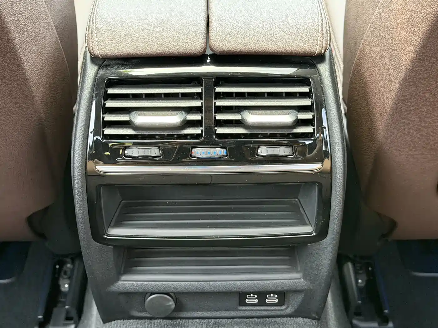 BMW 5 Series 2021 525Li Luxury Package фото 16
