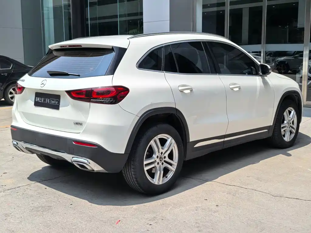 Mercedes-Benz GLA 2023 2023 GLA 200