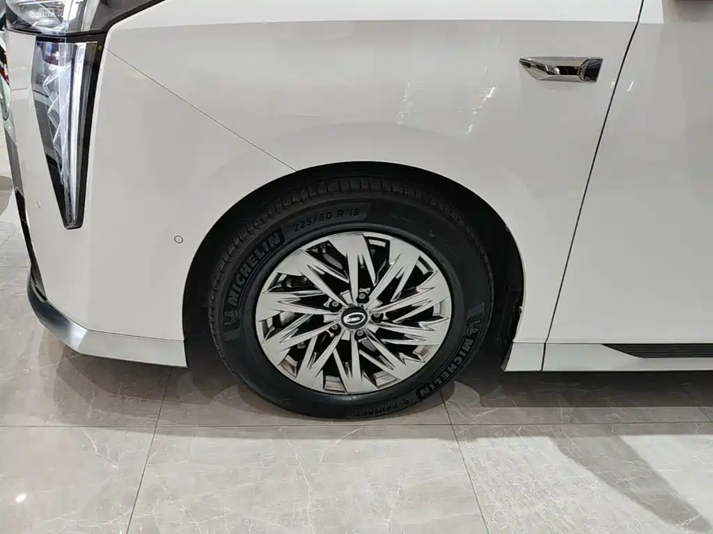 GAC Trumpchi Trumpchi Xiangwang M8 2025 2025 Model QianKun Series Ultra First Class