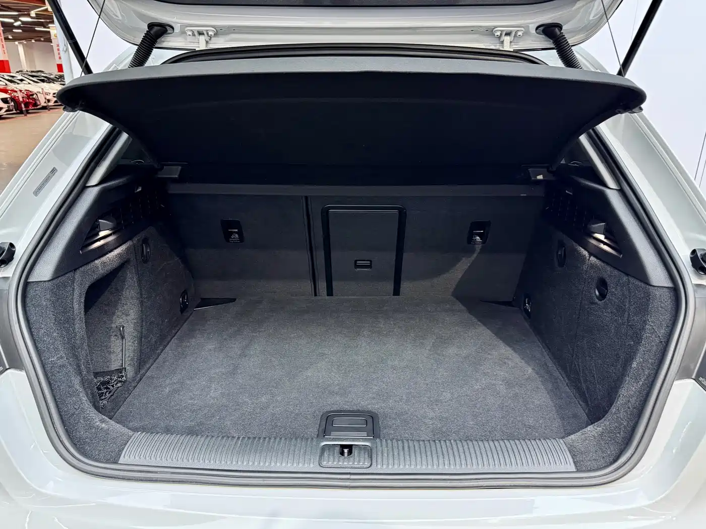 Audi A3 2019 Sportback 35 TFSI Sport China VI фото 23