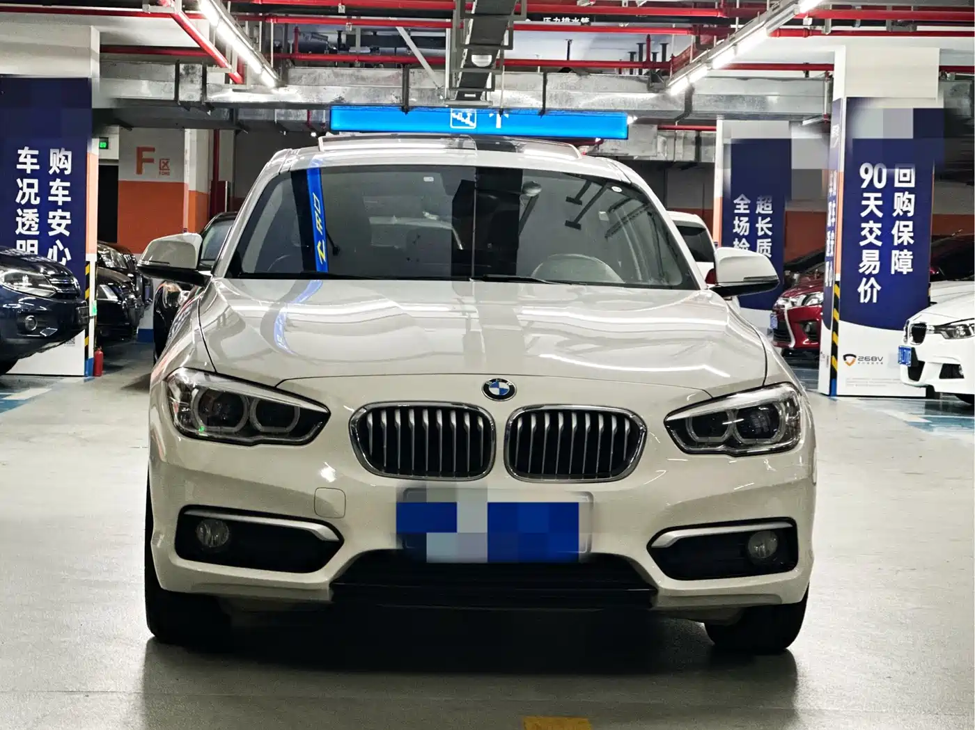 BMW 1 Series (Import) 2015 118i Urban Design Package фото 2