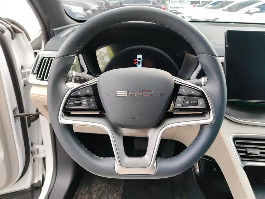 BYD Song PLUS PHEV 2023 Champion Edition DM-i 110KM Flagship PLUS фото 15