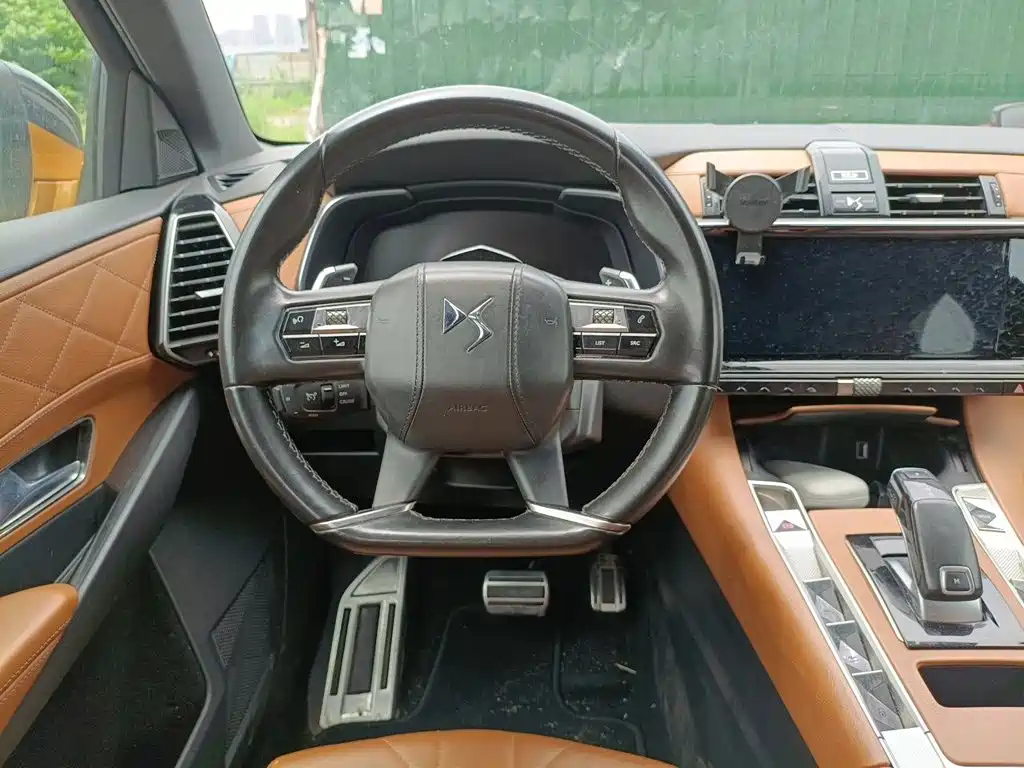 DS 7 2019 2018 45THP Rivoli Pioneer Edition