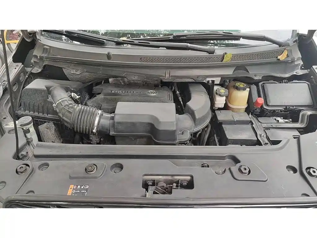 Photo 3 - Buick GL8