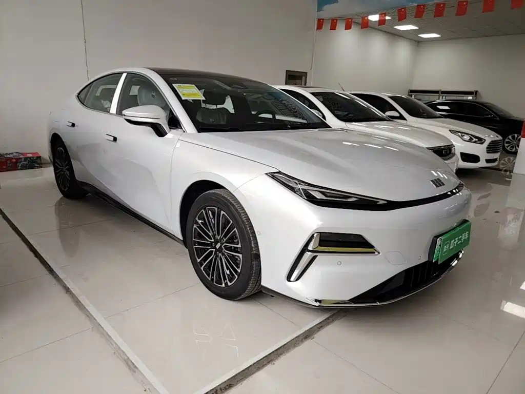 Geely Galaxy Galaxy Xingyao 8 2026 2025 60km EM-i Luxury Edition