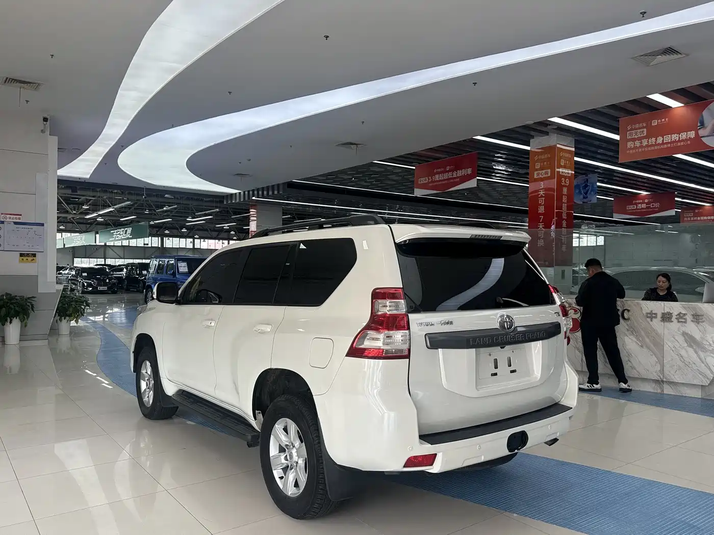 Toyota Prado 2016 2.7L Auto Standard Edition фото 5