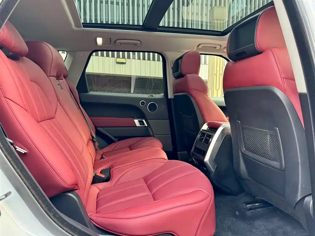 Land Rover Range Rover Sport 2015 3.0 SC V6 HSE DYNAMIC фото 4