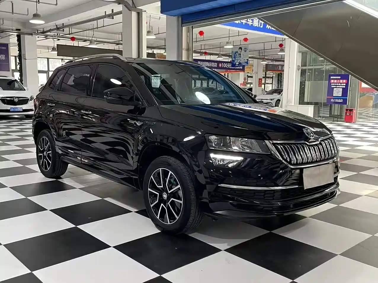 Škoda Karoq 2022 TSI280 Premium Edition фото 3