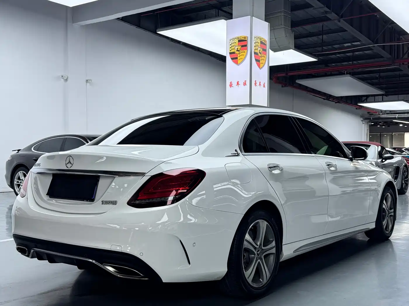 Mercedes-Benz C-Class 2020 C 260 L Sport фото 24