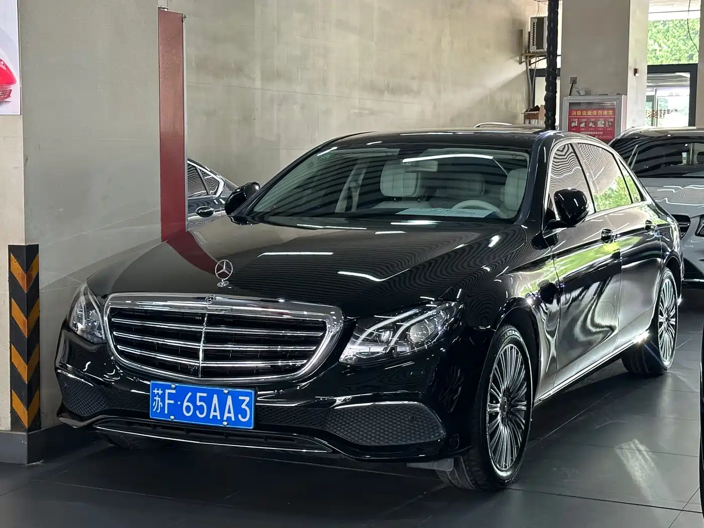 Mercedes-Benz E-Class 2020 E 300 L Fashion