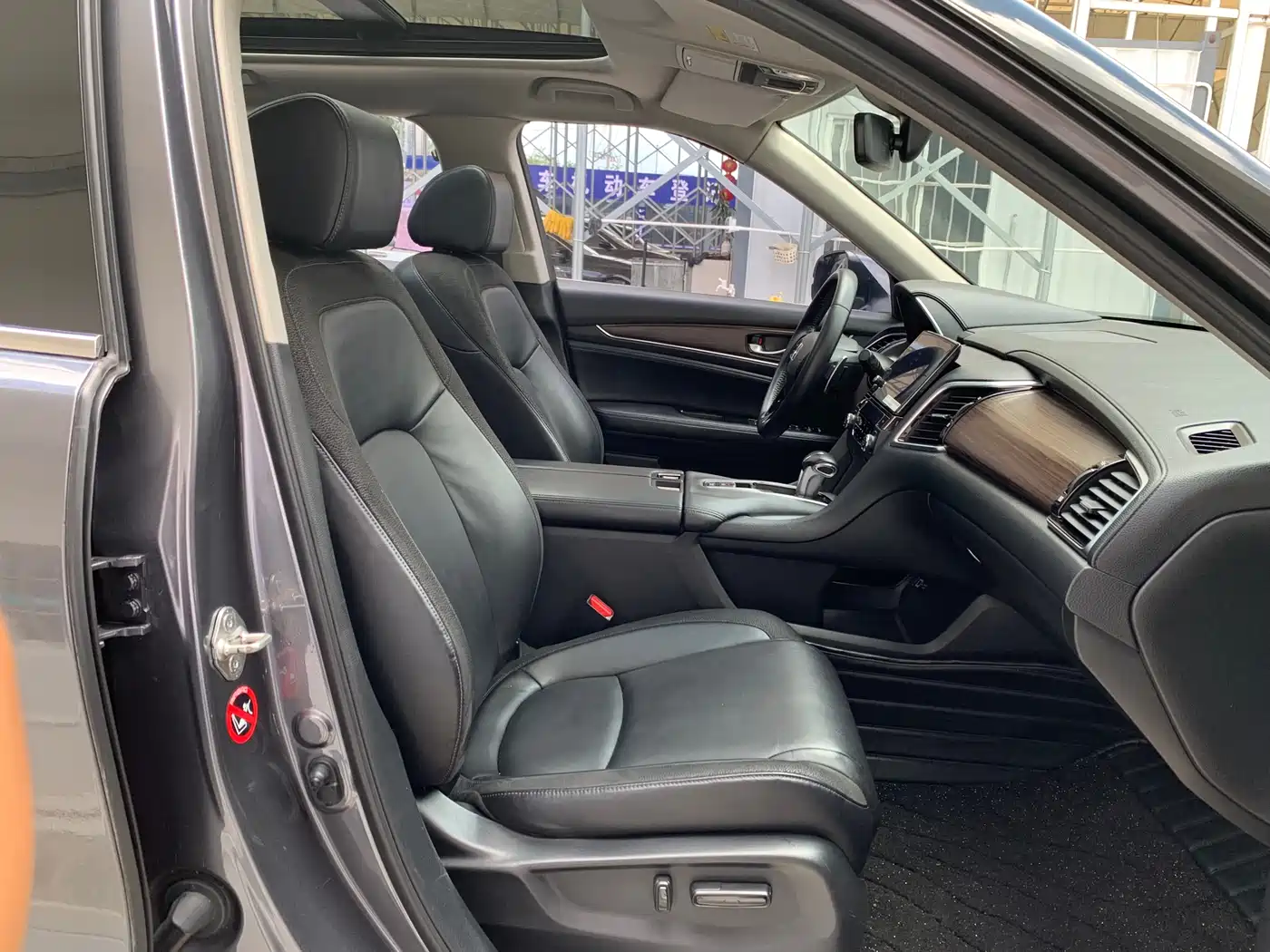 Honda Avancier 2017 2017 240TURBO 2WD Premium Edition