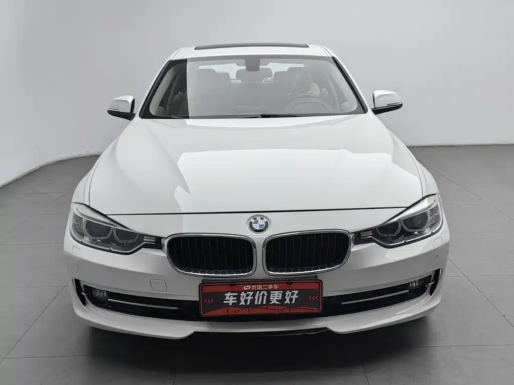 Фото 3 - BMW 3 Series