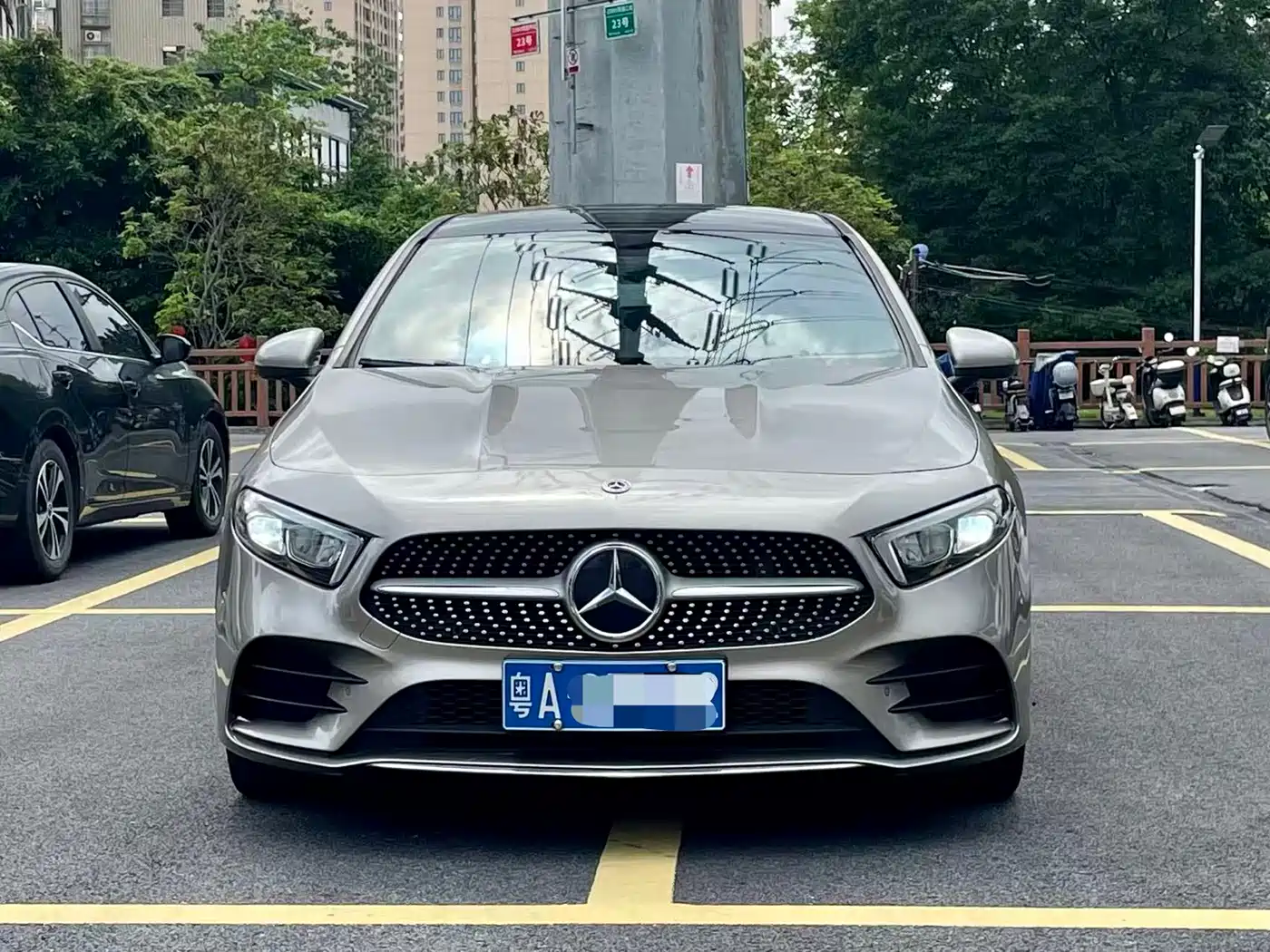 Mercedes-Benz A-Class 2022 A 200 L Sport Sedan Style фото 2