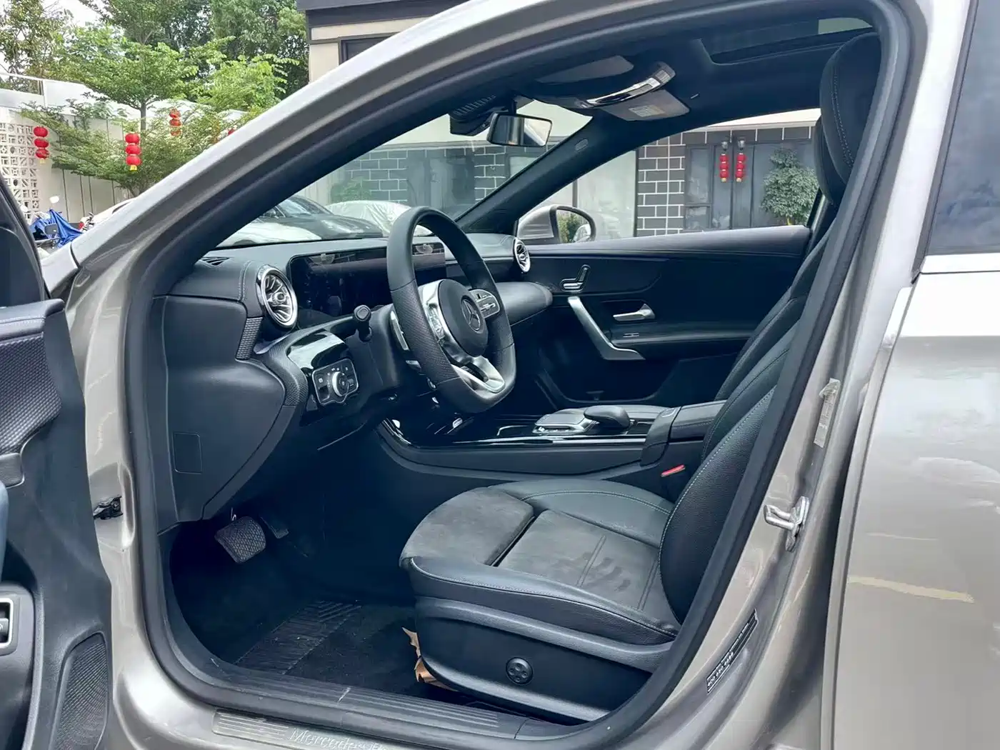Mercedes-Benz A-Class 2022 A 200 L Sport Sedan Style фото 11