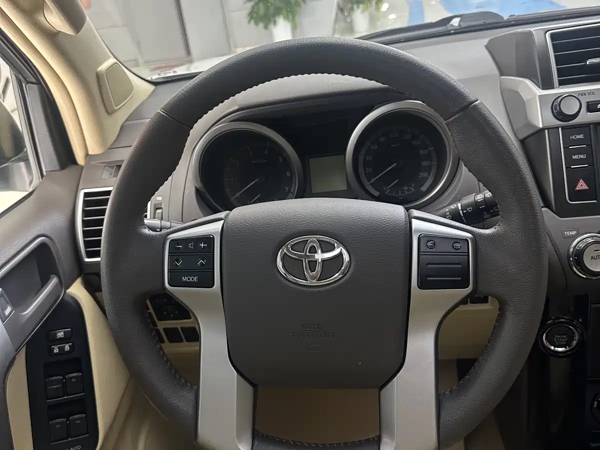 Toyota Prado 2016 2.7L Auto Standard Edition фото 13
