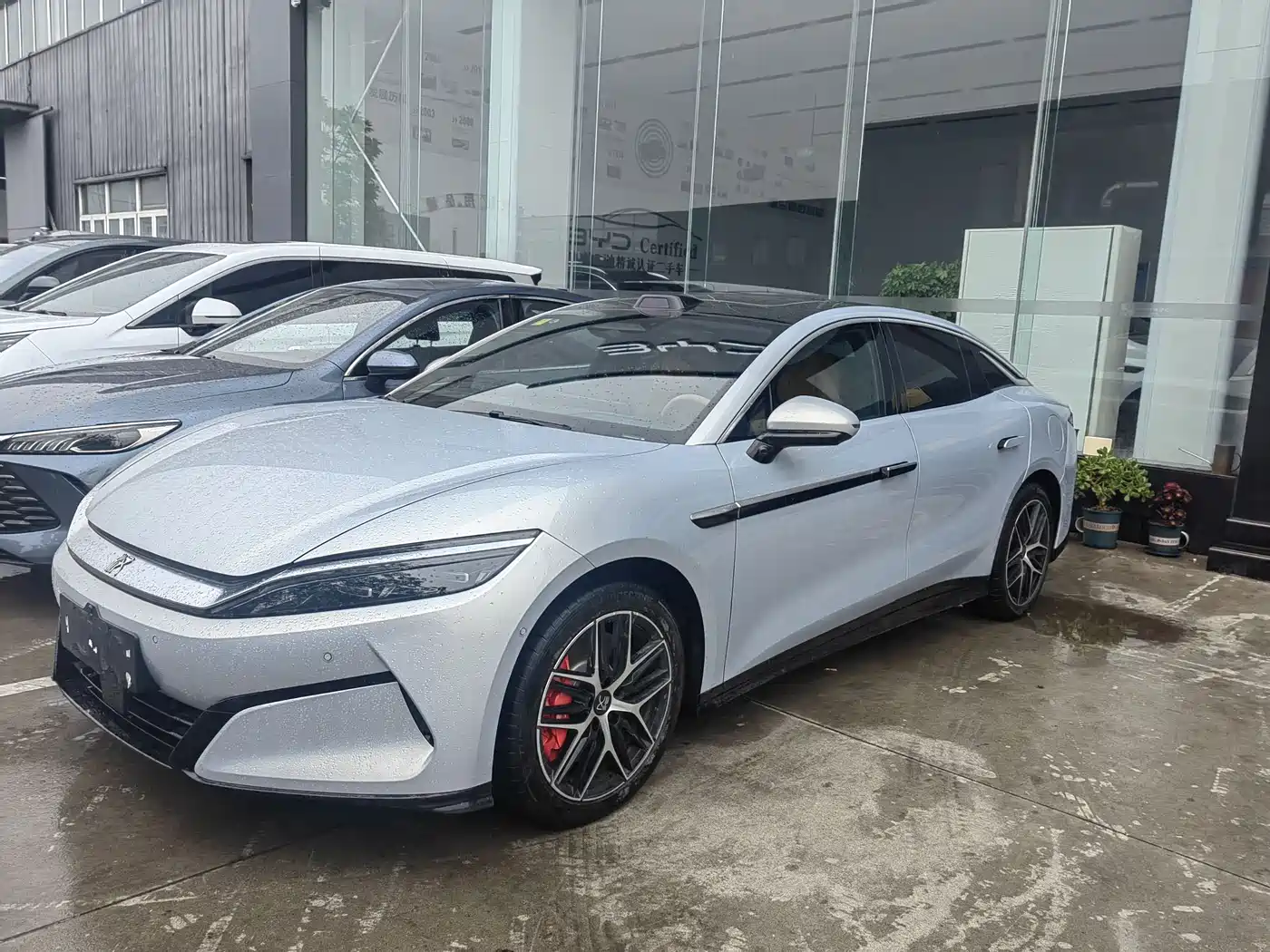 BYD Han L 2025 EV AWD LiDAR Flagship фото 11