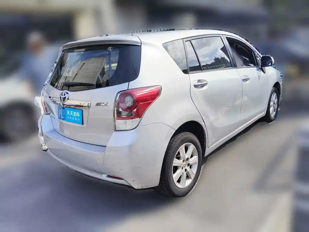 2015 Toyota E'Z