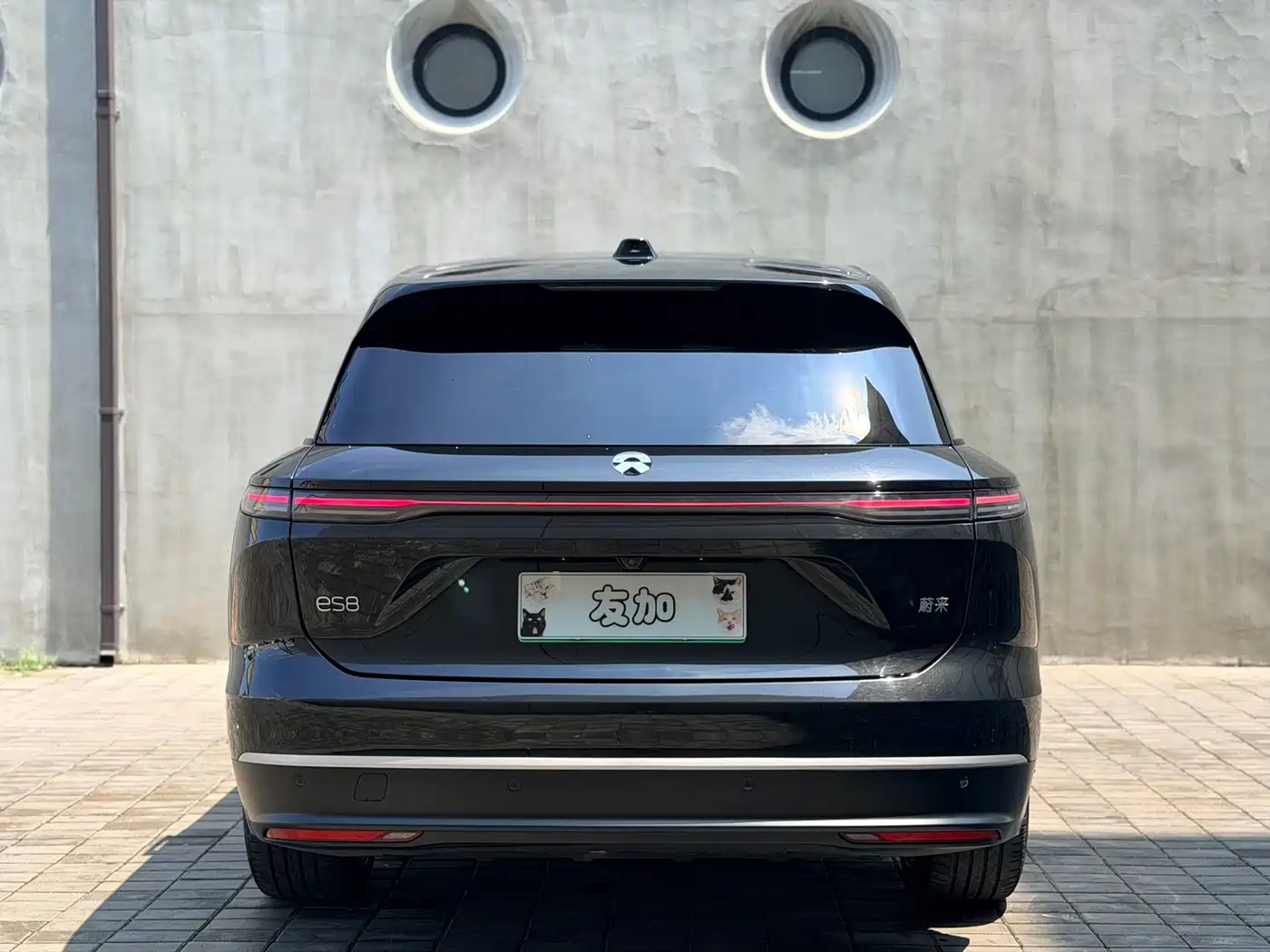 Фото 6 - NIO ES8