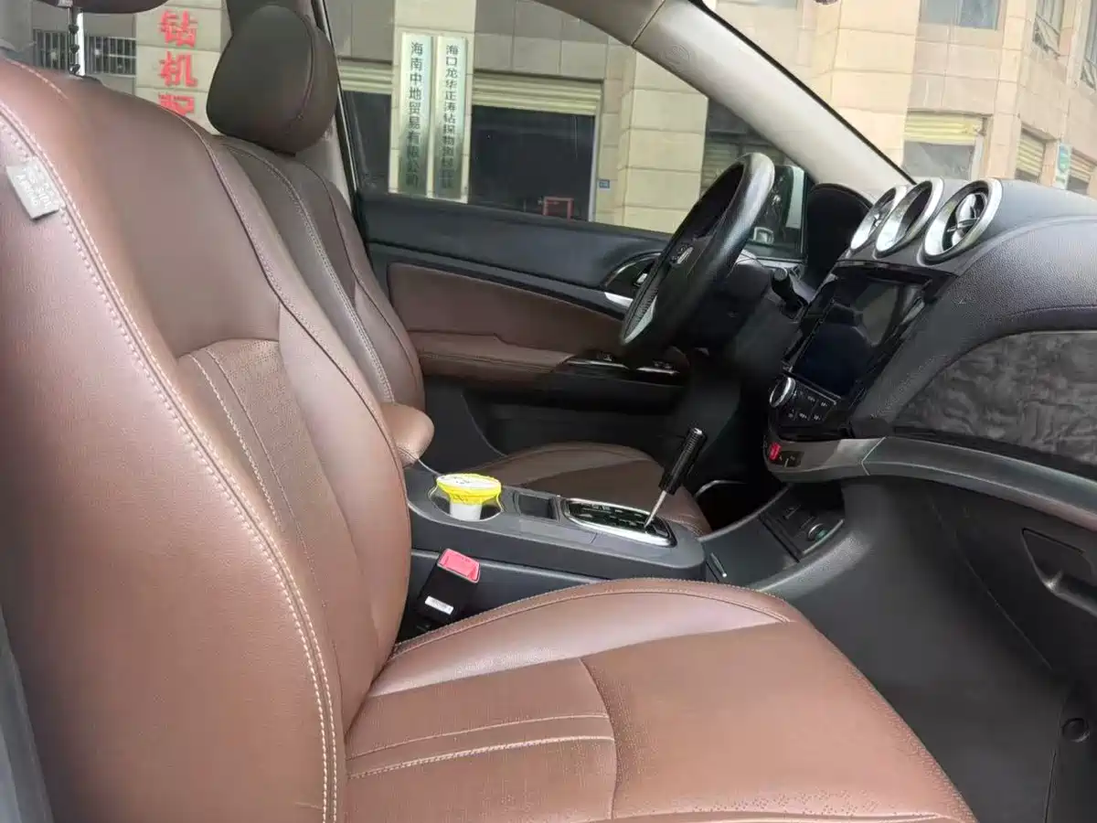 BYD S7 2016 2.0T Automatic Premium Model фото 4